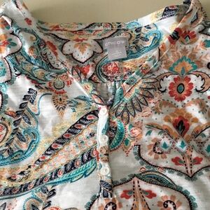 Chico’s size XL paisley cotton-blend short sleeve, v-neck top